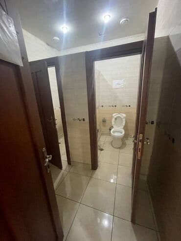 kirayə ofislər: Nərimanov metrosuna yaxın yol kənarı bizness mərkəzinə yaxın ümumi — 10