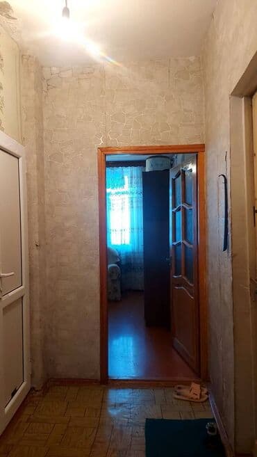 2 otaqlı mənzil vasitəçisiz: Bakixanov qəsəbəsi heydər parkin yani 9 un 2 ci mərtəbəsi əşyali 2 — 2