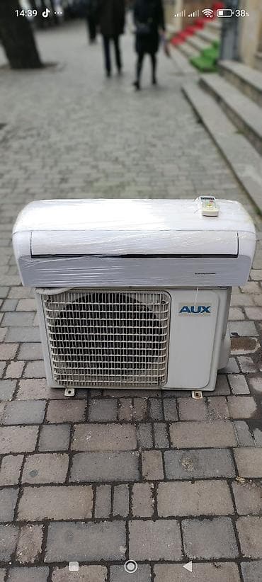 şkaf kondisoner: AUX split kondisioner dəsti Xüsusiyyətlər: - Marka/model: AUX (divar — 3