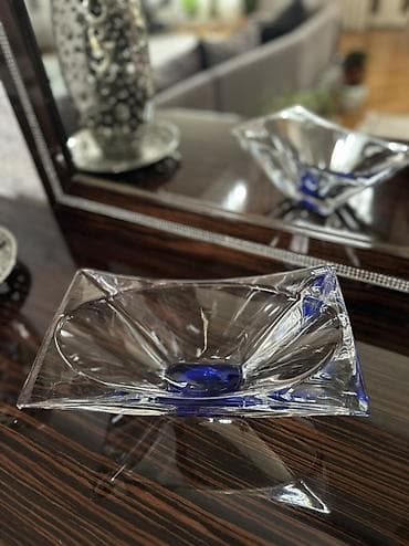 madonna servisler: Kristal dekor dəsti, 2 ədəd meyvə və ya konfet qabı, 1 ədəd şamdan — 1