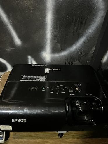 82 ekran televizor: Proyektor Epson — 3