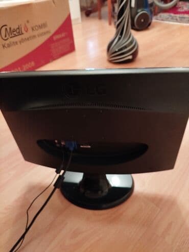 m tech computers: Monitor lg — 2