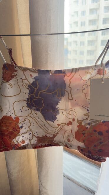 b köynəyi var: Top - Dizayn: Abstrakt, akvarel effekti verən naxışlar (krem fon — 4