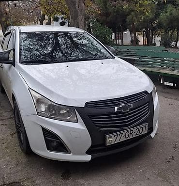 Chevrolet Cruze: 1.6 l | 2012 il Hetçbek