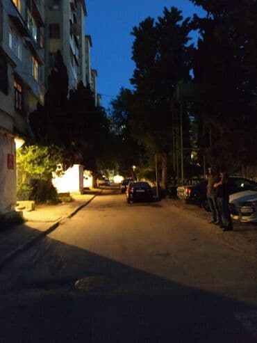 20 yanvarda 2 otaqli evler: Bakı, 3 otaqlı, Köhnə tikili, m. Əhmədli, 80 kv. m — 15