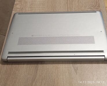 hp spectre x360 baku: Noutbuk satılır hp.14, rengi silver procesor intel core i3, yaddaş — 4