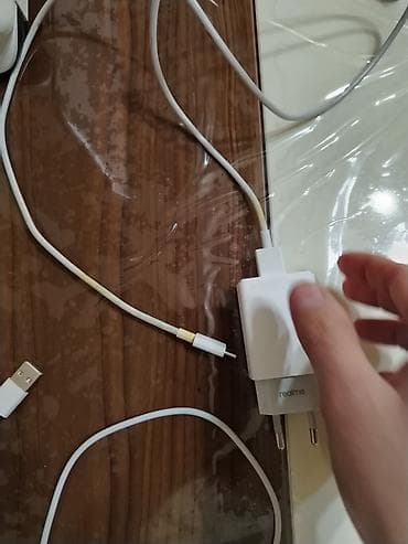 Simsiz şarj cihazı > 20 Vt