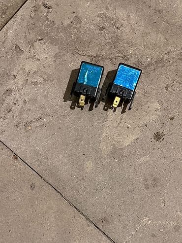elektro zamok: Hundia accent 1995 pavarotnikin rele-si — 1