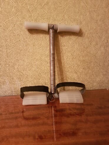 Qaçış trenajorları: ● İdman aləti ● Trenajor. Qiyməti : 30 azn — 4