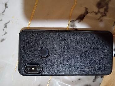 iphone 16 pro max lalafo: Xiaomi Mi A2 Lite, 64 GB, rəng - Qara, 
 İki sim kartlı — 2