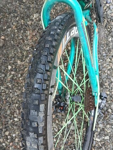 mini velosiped: Velosiped – dağ/şəhər tipli, qatlanan gövdə ilə Xüsusiyyətlər: - — 6