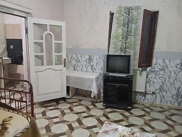 1 otaql: Kirayə üçün 1 otaqlı, mebellə təchiz olunmuş yaşayış sahəsi. Yalnız — 3