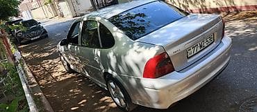 p4 disk: Opel Vectra: 1.8 l | 2001 il 317000 km Sedan — 9