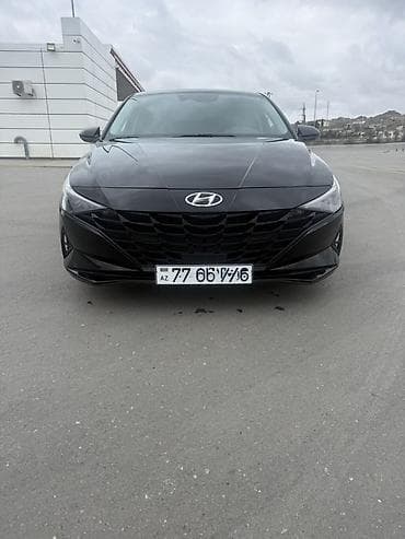 kon: Hyundai Elantra: 2 l | 2022 il Sedan — 2