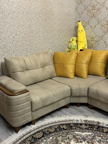 Kreslolar: Künc divan, Divan, Açılan — 2