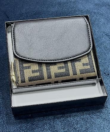 fendi cantalar: Fendi Brendin Qadınlar üçün pul qabısı Kompakt çox bölməli pulqabı - — 1