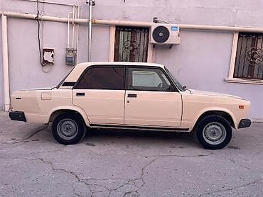 4 qapi niva satilir: LADA 2107 sedan Mator karopka peredok ideal vəziyyətdədir heç bir — 4