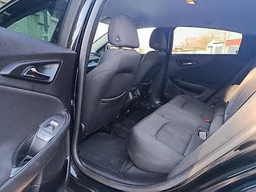 rav 4: Chevrolet Malibu – sedan - Korpus: qara rəng, aerodinamik kuzov — 8