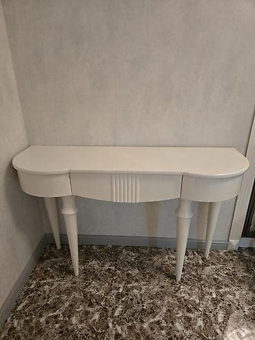 Divardan masa, Açılmayan, MDF, Dördbucaq masa