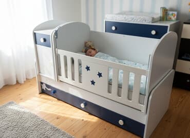 korpə uşaq yataqları: Oğlan və qız üçün, Dördbucaq, Beşik, Dəstsiz, Matras ilə, Yellənmə mexanizm ilə — 1