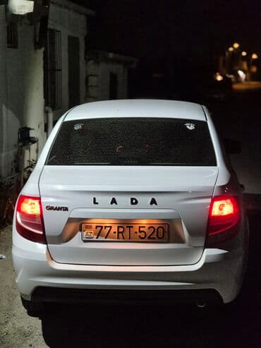 vaz 2103: Barter de var Lada Granta modelinin bu ağ rəngli sedanı dörd qapıya və — 20
