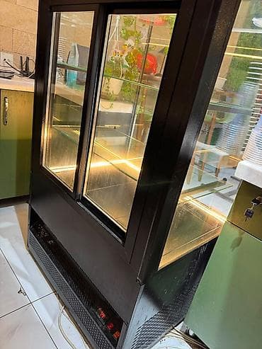 Vitrin soyuducu xüsusi sifafişlə hazırlanıb premium məhsuldur. 900 azn lalafo.az -da Vitrin soyuducu xüsusi sifafişlə hazırlanıb premium məhsuldur. 900 azn