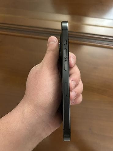 iphone 17 pro max qiyməti: IPhone 15 Pro, 128 GB, Qara, Face ID — 3