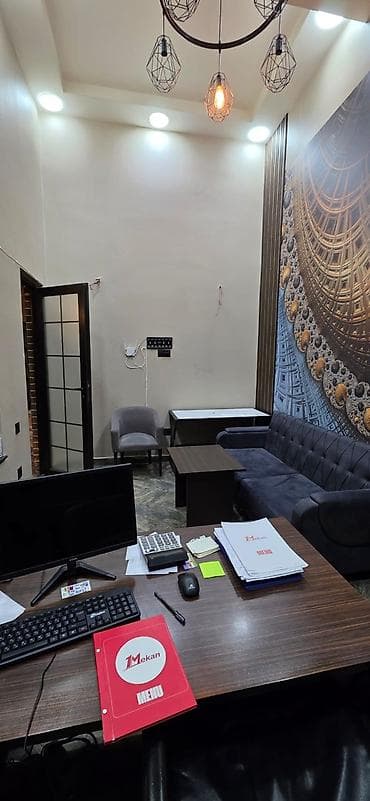 pub restoran: Əhmədlidə pub,restoran(hazır biznes) satılır.Qiymət: 65000. İcarə — 9