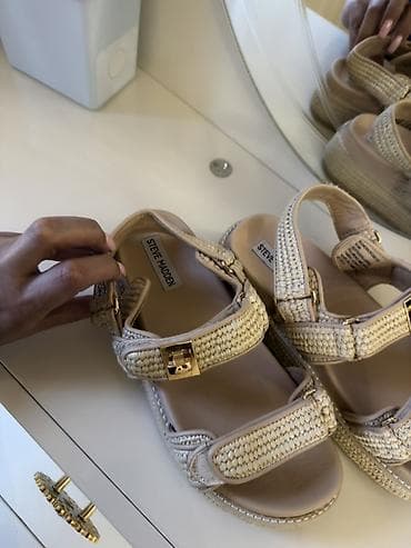 Tuflilər: Steve Madden qadın sandal - Model: platformalı sandal - Rəng: açıq — 3