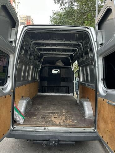 ot presi satilir: Ford Transit uzun baza, yüksək tavanlı yük furgonu - Korpus — 3