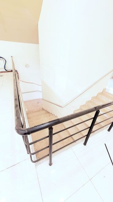 qəbələ kirayə evlər günlük: İcareye verilir. Göyçay ş. tam mərkəzdə çox əla yerdə 3 mərtəbə + — 11