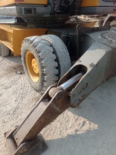 сколько стоит мопед: Volvo 180, 2011 г., мотор 10 л, Б/у — 3