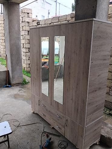 taxt dolab: 3 qapılı, Qəhvəyi, Taxta, Açılan, Düz dolab — 1