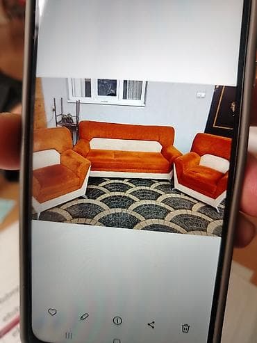 işdenmiş divan: İşlənmiş, Divan, 2 kreslo — 1