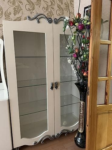 perla mebel salonu: Klassik üslubda qonaq otağı mebelləri dəsti Tərkibi: - Geniş — 2