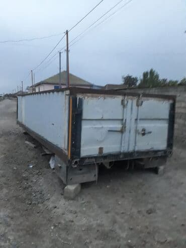 kanteyner: Metal konteyner (yük qoşqusunun üst hissəsi) - Materiaal: qalın metal — 2