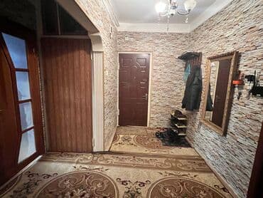 9 ci mikrorayon satilan evler: Bakı, 3 otaqlı, Köhnə tikili, m. Əhmədli, 75 kv. m — 15