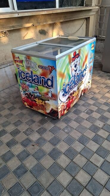 soyuducu qoşqu: Стеклянный морозильник — 1