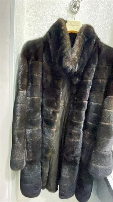 Kürk, S, rəng - Qara lalafo.az -da Kürk, S, rəng - Qara