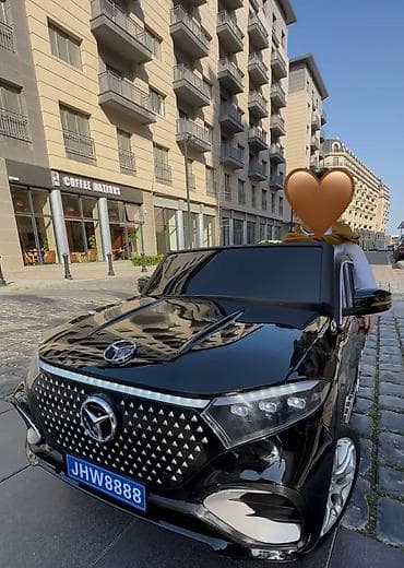 Nigaz….Uşaq üçün avtomobil. 420azn. Sadəcə bir dəfə, çəkiliş üçün