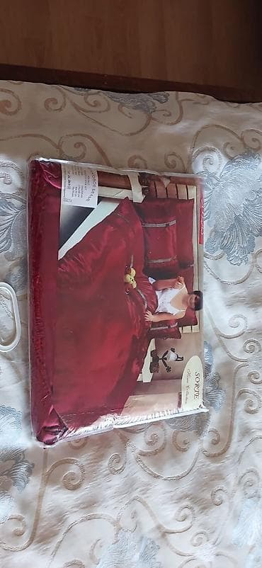 yorğa: Saten yataq dəsti – Sorte Home Collection - Rəng: tünd qırmızı — 2
