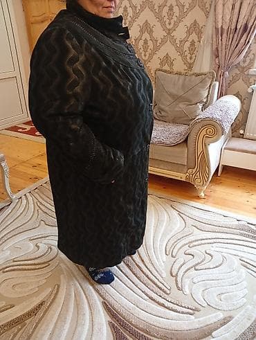 Üst geyimi: Yaxşi vezyetedi - Rəng: tünd yaşıl–qara tonlarda - Material görünüşü — 5