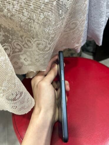 Apple iPhone: Motorola Moto G13, 128 GB, rəng - Boz, Barmaq izi — 3