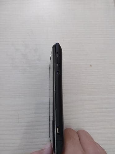 gps avto: Sony Xperia E, rəng - Qara, Düyməli — 3