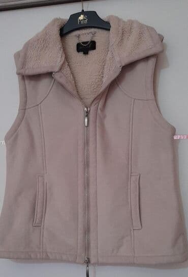 Jilet təzə M ölçüdə Qiymetde endirim olunub sondur lalafo.az -da Jilet təzə M ölçüdə Qiymetde endirim olunub sondur