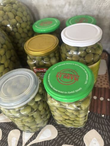 Ət və dəniz məhsulları: Həyətimdə yetişən zeytun ağacından dərilmiş yerli növ zeytunlar 3 — 4