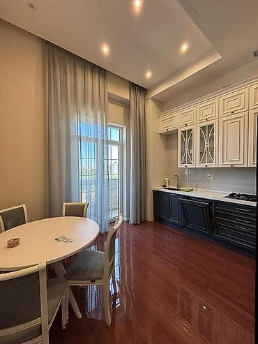 sultan divan: İcarəyə verilir 4 otaqlı yeni tikili 154 m², Ağ şəhər q. Kateqoriya — 9