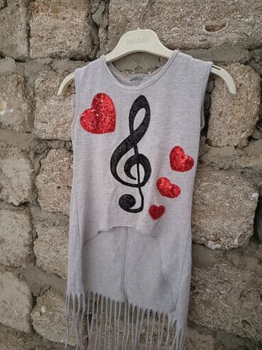 детская рубашка под запонки: Geyimlərin hər biri 50 qəpikdi. Uşaq və yeniyetmələr üçün geyimlər — 2