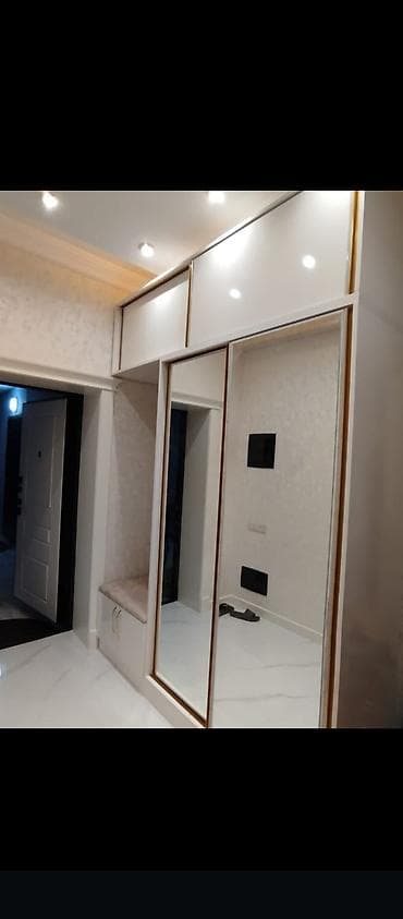 dolap dolabı: Dəhliz üçün quraşdırılan dolab və asqılı kompozisiyaları - Dizayn — 1