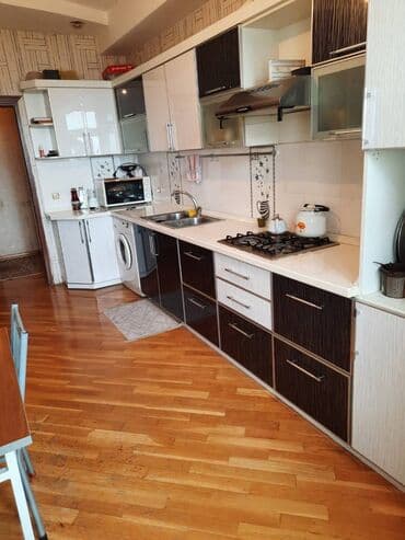 9 mkr yeni tikililer: 2 otaqlı, Yeni tikili, m. Neftçilər, 90 kv. m — 7